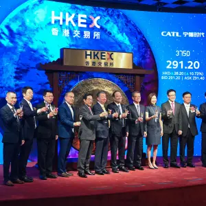Chinese Battery Giant Surges in Hong Kong Market Debut