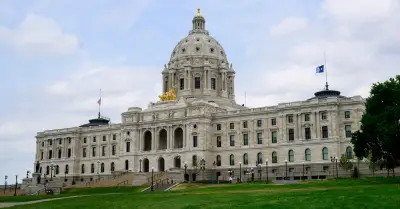 Seeking budget deal by end of May, MN lawmakers work Memorial Day weekend