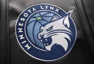 Natisha Hiedeman’s 3 with 5.5 seconds left keeps Lynx unbeaten